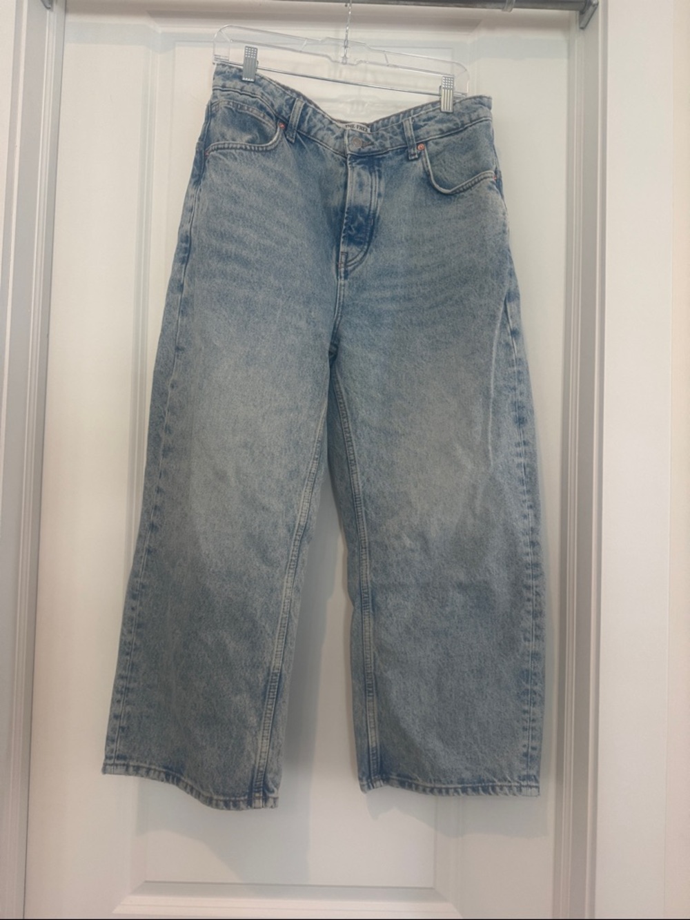 We the Free Deep Trance Light Wash Wide-Leg barrel Women's Jeans